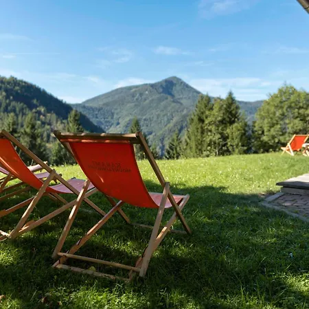 Karami Mountainhouse Oda ve Kahvaltı 3*