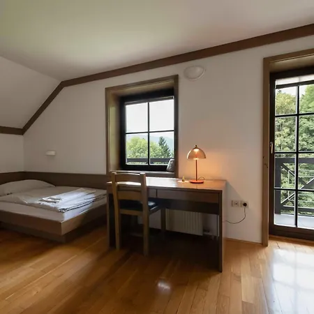 Oda ve Kahvaltı Karami Mountainhouse Tržič
