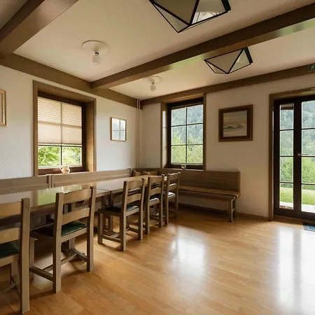 Oda ve Kahvaltı Karami Mountainhouse