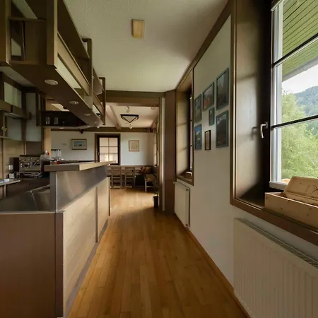 Oda ve Kahvaltı Karami Mountainhouse