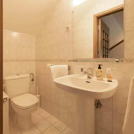 Karami Mountainhouse Oda ve Kahvaltı Tržič