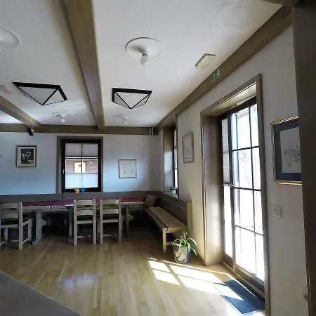 Karami Mountainhouse Oda ve Kahvaltı Tržič