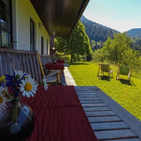 Bed and Breakfast Karami Mountainhouse 3*