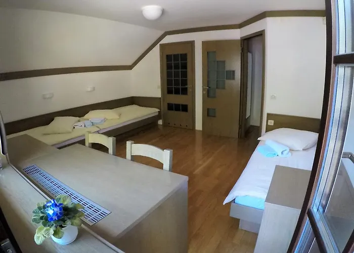 Karami Mountainhouse Bed & Breakfast 3*